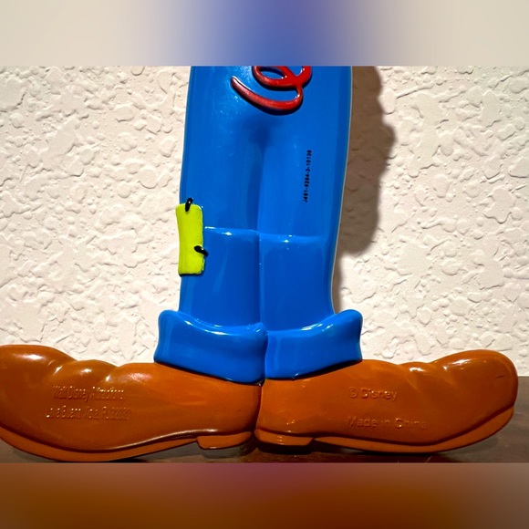 Vintage Walt Disney World Souvenir Back Scratcher Mickey Donald Goofy 15" - Picture 2 of 4